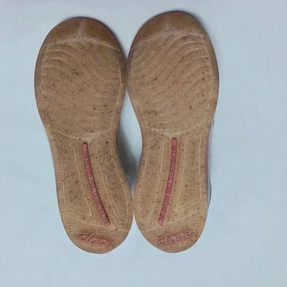 Clove floral collection  ( Nurse Clara) sneakers. Ladies size 9 - Picture 6 of 7